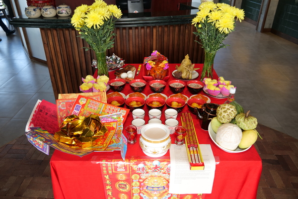 Sự kiện khai trương