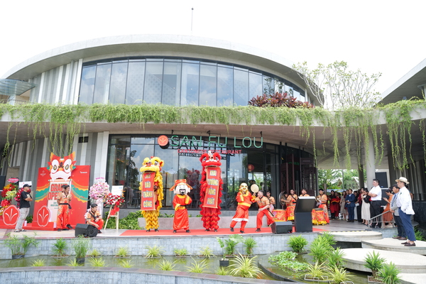 Sự kiện khai trương