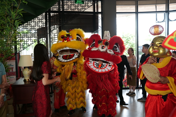 Sự kiện khai trương